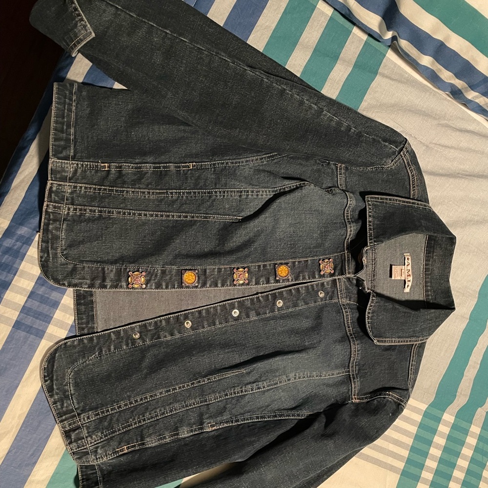 XL denim jacket with antique covers over buttons.EUC.No pets, non-smoking home